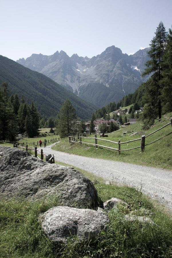 Alpengasthof Crusch Alba Ed Alvetern, S-Charl Scuol Zewnętrze zdjęcie